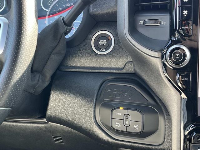 2026 RAM 2500 RAM 2500 TRADESMAN CREW CAB 4X4 6'4' BOX