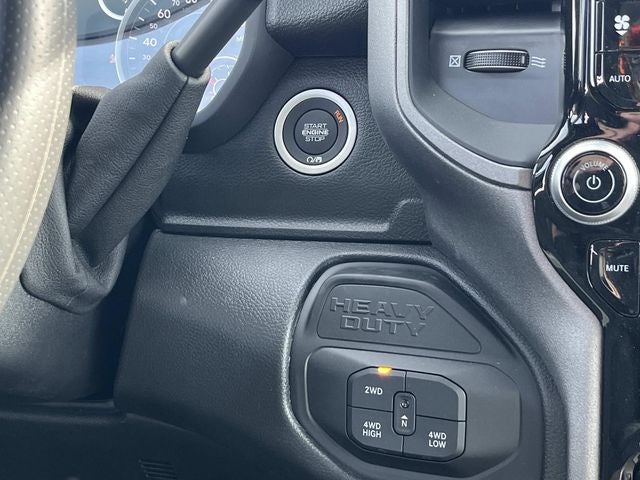 2026 RAM 2500 RAM 2500 TRADESMAN CREW CAB 4X4 6'4' BOX