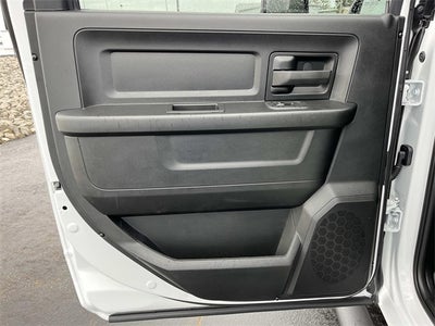 2026 RAM 2500 RAM 2500 BLACK EXPRESS CREW CAB 4X4 6'4' BOX