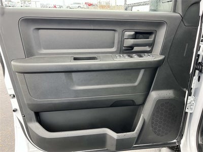 2026 RAM 2500 RAM 2500 BLACK EXPRESS CREW CAB 4X4 6'4' BOX