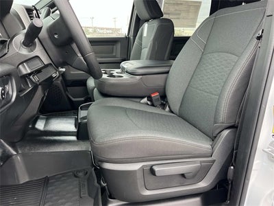 2026 RAM 2500 RAM 2500 BLACK EXPRESS CREW CAB 4X4 6'4' BOX