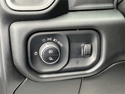 2026 RAM 2500 RAM 2500 BLACK EXPRESS CREW CAB 4X4 6'4' BOX