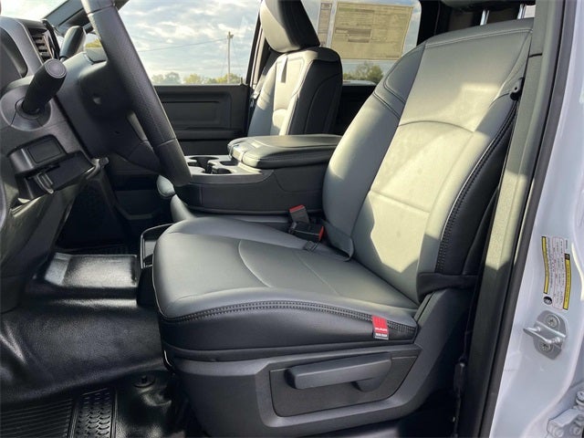 2026 RAM 2500 RAM 2500 TRADESMAN CREW CAB 4X4 6'4' BOX