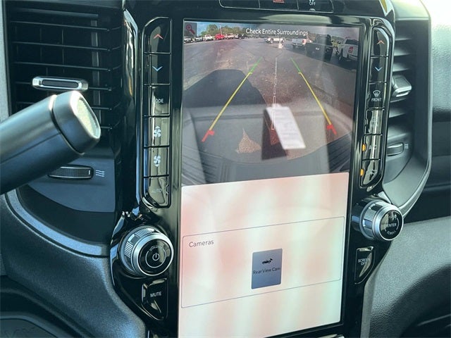 2026 RAM 2500 RAM 2500 TRADESMAN CREW CAB 4X4 6'4' BOX