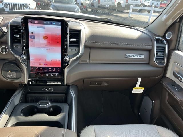 2026 RAM 2500 RAM 2500 LARAMIE CREW CAB 4X4 6'4' BOX
