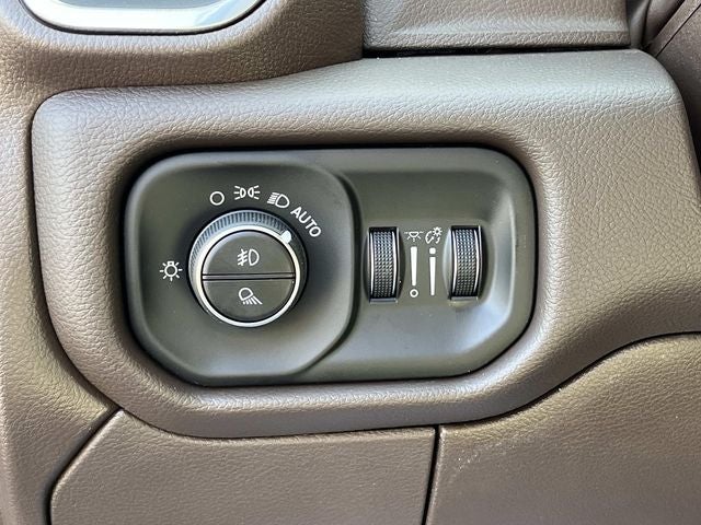 2026 RAM 2500 RAM 2500 LARAMIE CREW CAB 4X4 6'4' BOX