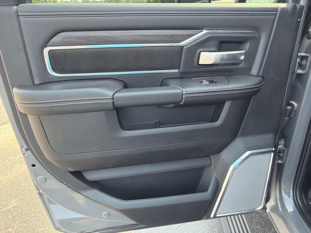 2026 RAM 2500 RAM 2500 LARAMIE CREW CAB 4X4 6'4' BOX