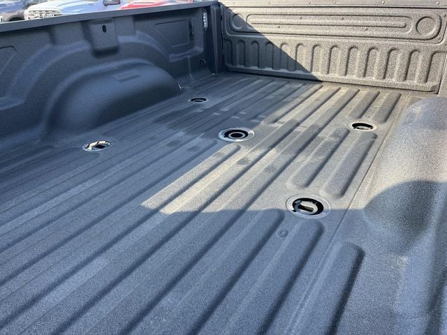 2026 RAM 2500 RAM 2500 BLACK EXPRESS CREW CAB 4X4 8' BOX
