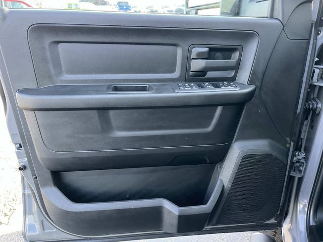 2026 RAM 2500 RAM 2500 BLACK EXPRESS CREW CAB 4X4 8' BOX