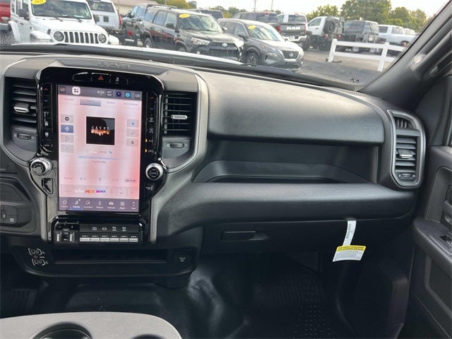 2026 RAM 2500 RAM 2500 TRADESMAN CREW CAB 4X4 8' BOX