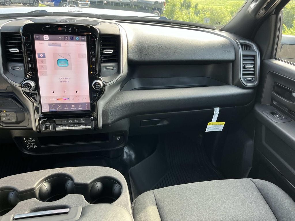 2026 RAM 2500 RAM 2500 BLACK EXPRESS CREW CAB 4X4 8' BOX