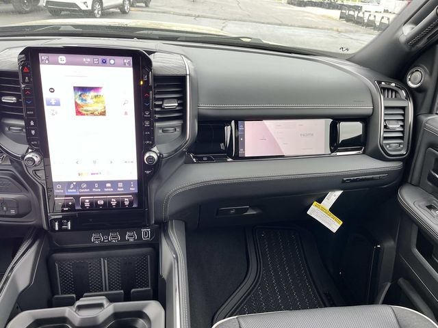 2026 RAM 2500 RAM 2500 LIMITED MEGA CAB 4X4 6'4' BOX