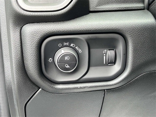 2026 RAM 3500 RAM 3500 TRADESMAN REGULAR CAB 4X4 8' BOX