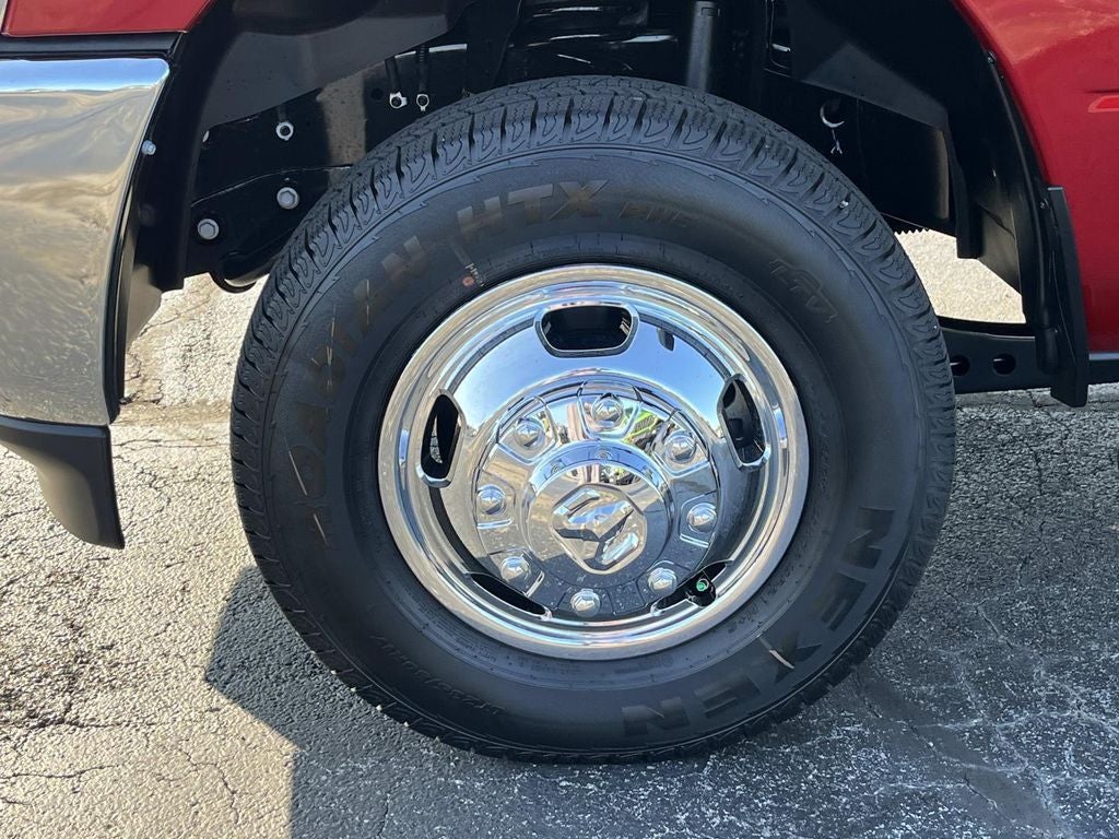 2026 RAM 3500 RAM 3500 TRADESMAN REGULAR CAB 4X4 8' BOX