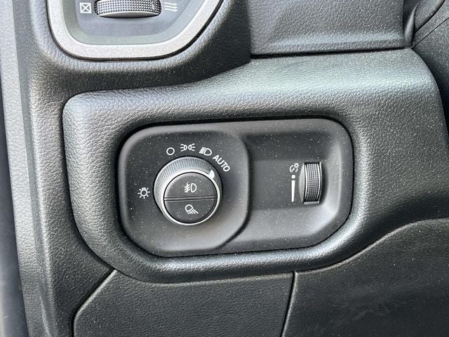 2026 RAM 3500 RAM 3500 TRADESMAN REGULAR CAB 4X4 8' BOX
