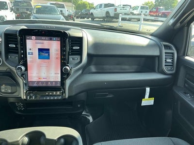 2026 RAM 3500 RAM 3500 TRADESMAN CREW CAB 4X4 8' BOX