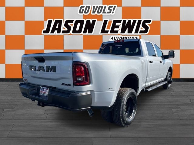 2026 RAM 3500 RAM 3500 TRADESMAN CREW CAB 4X4 8' BOX