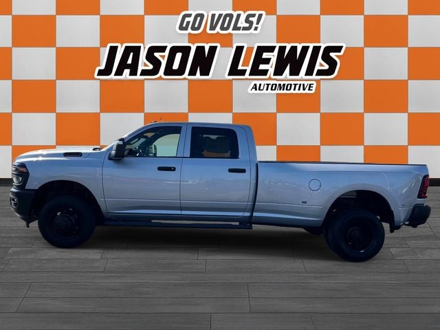 2026 RAM 3500 RAM 3500 TRADESMAN CREW CAB 4X4 8' BOX