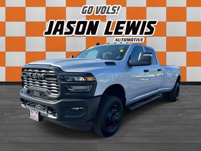 2026 RAM 3500 RAM 3500 TRADESMAN CREW CAB 4X4 8' BOX