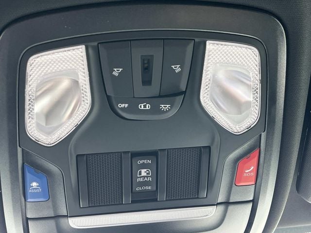 2026 RAM 3500 RAM 3500 TRADESMAN CREW CAB 4X4 8' BOX