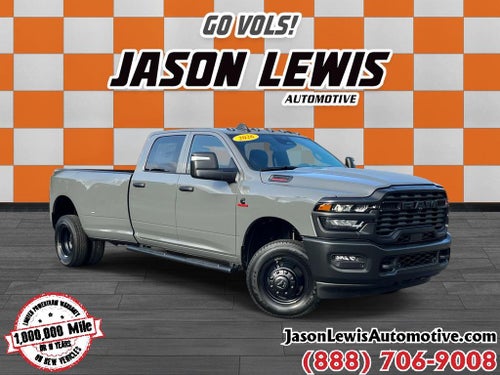 2026 RAM 3500 RAM 3500 TRADESMAN CREW CAB 4X4 8' BOX