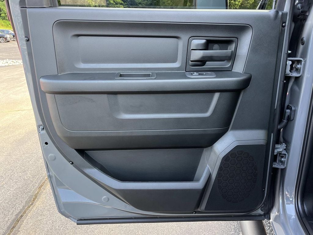 2026 RAM 3500 RAM 3500 TRADESMAN CREW CAB 4X4 8' BOX