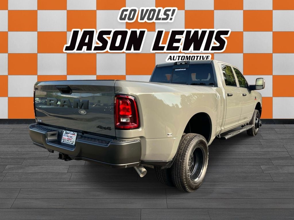 2026 RAM 3500 RAM 3500 TRADESMAN CREW CAB 4X4 8' BOX