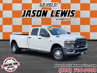 2026 RAM 3500 RAM 3500 TRADESMAN CREW CAB 4X4 8' BOX
