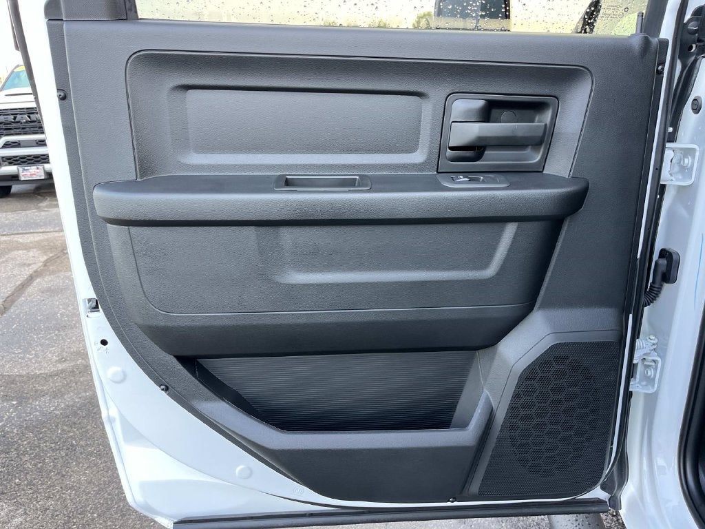 2026 RAM 3500 RAM 3500 TRADESMAN CREW CAB 4X4 8' BOX