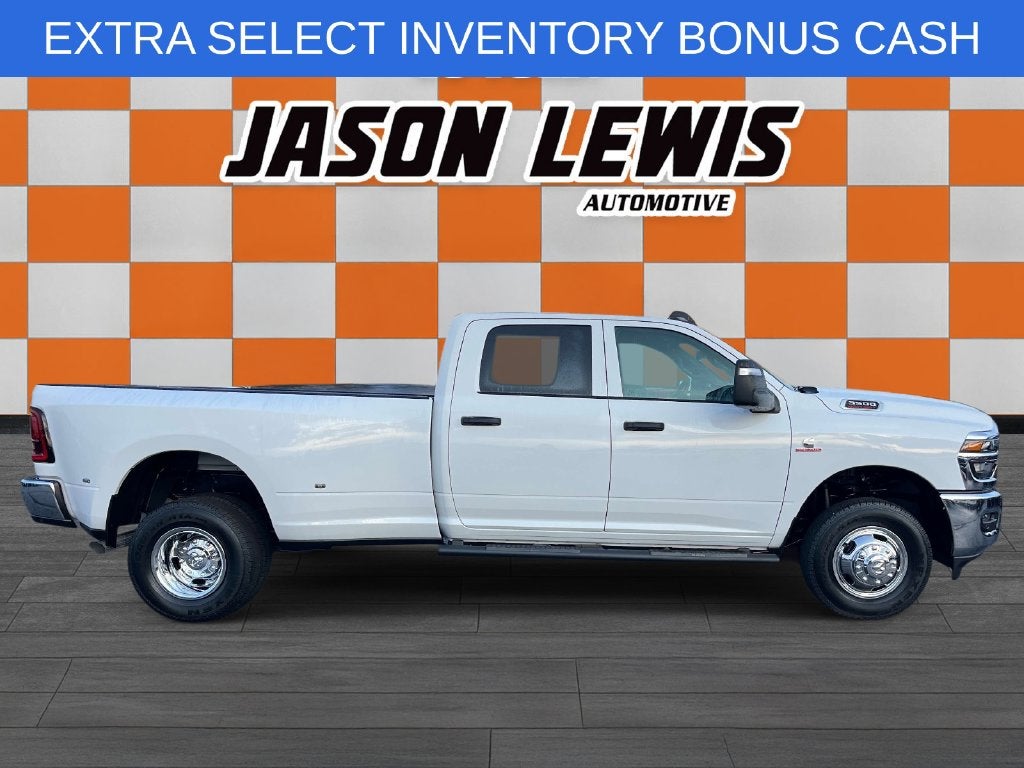 2026 RAM 3500 RAM 3500 TRADESMAN CREW CAB 4X4 8' BOX