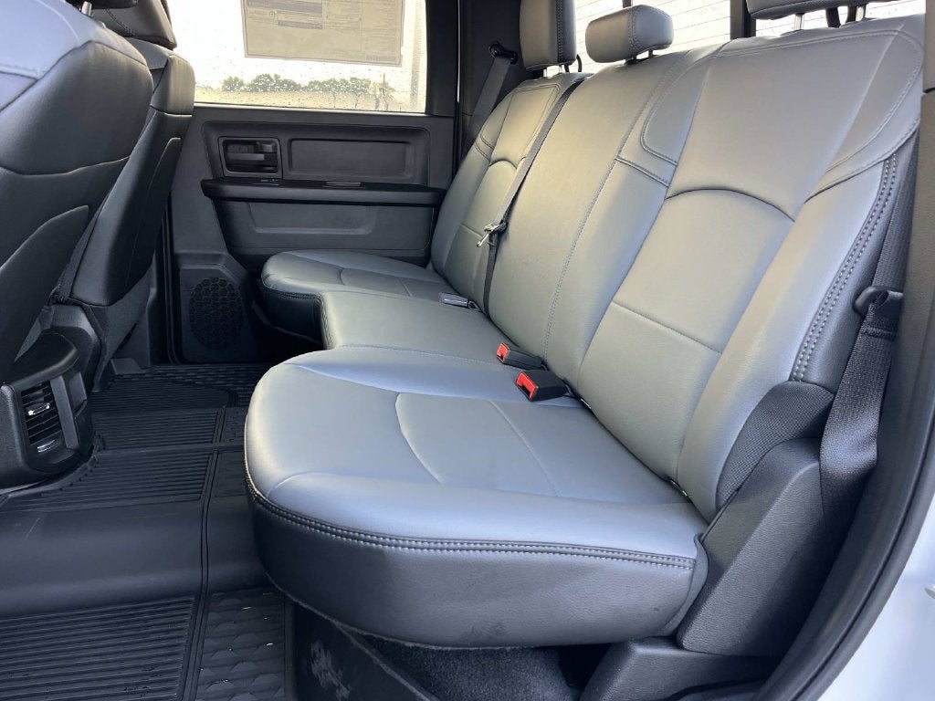 2026 RAM 3500 RAM 3500 TRADESMAN CREW CAB 4X4 8' BOX