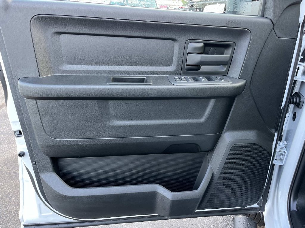 2026 RAM 3500 RAM 3500 TRADESMAN CREW CAB 4X4 8' BOX