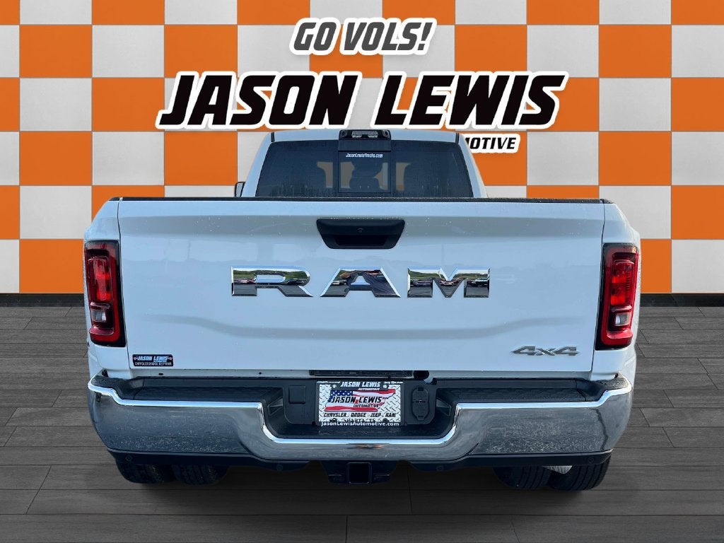 2026 RAM 3500 RAM 3500 TRADESMAN CREW CAB 4X4 8' BOX