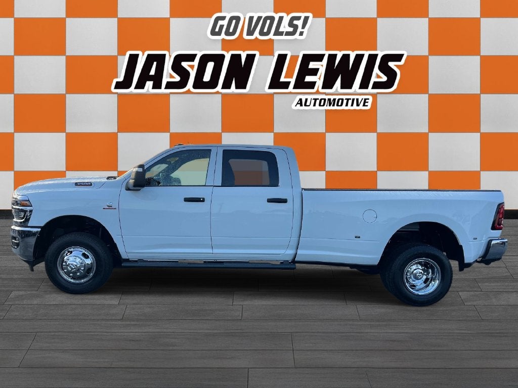 2026 RAM 3500 RAM 3500 TRADESMAN CREW CAB 4X4 8' BOX