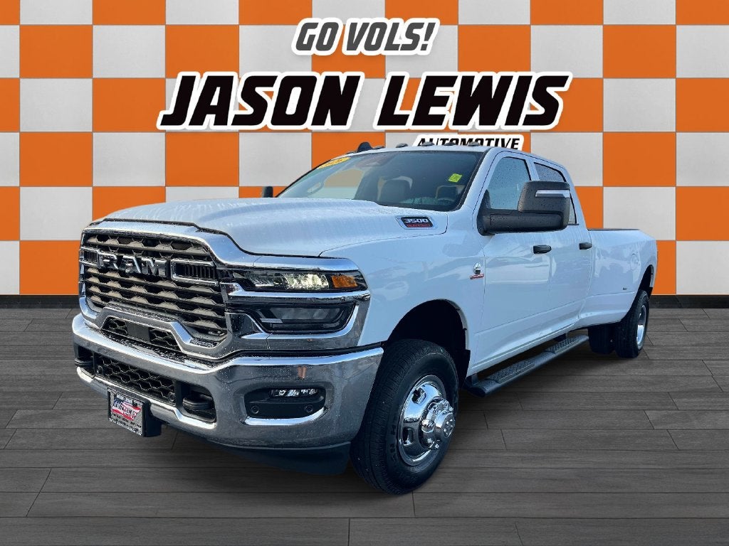 2026 RAM 3500 RAM 3500 TRADESMAN CREW CAB 4X4 8' BOX