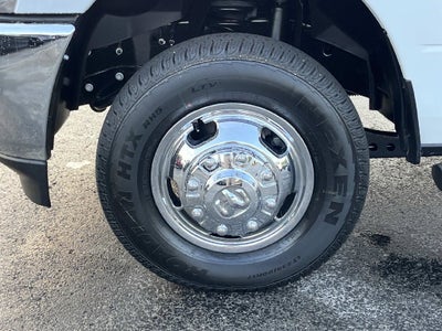 2026 RAM 3500 RAM 3500 TRADESMAN CREW CAB 4X4 8' BOX
