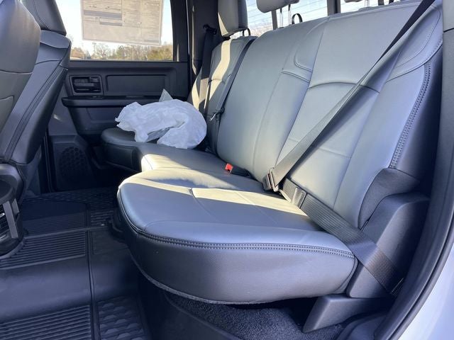 2026 RAM 3500 RAM 3500 TRADESMAN CREW CAB 4X4 8' BOX