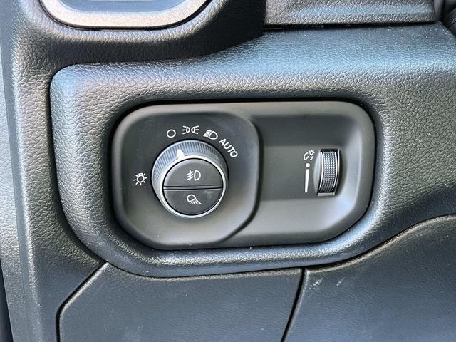 2026 RAM 3500 RAM 3500 TRADESMAN CREW CAB 4X4 8' BOX