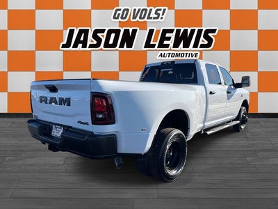 2026 RAM 3500 RAM 3500 TRADESMAN CREW CAB 4X4 8' BOX