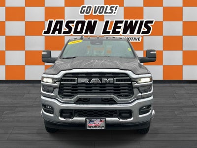 2026 RAM 3500 RAM 3500 TRADESMAN CREW CAB 4X4 8' BOX