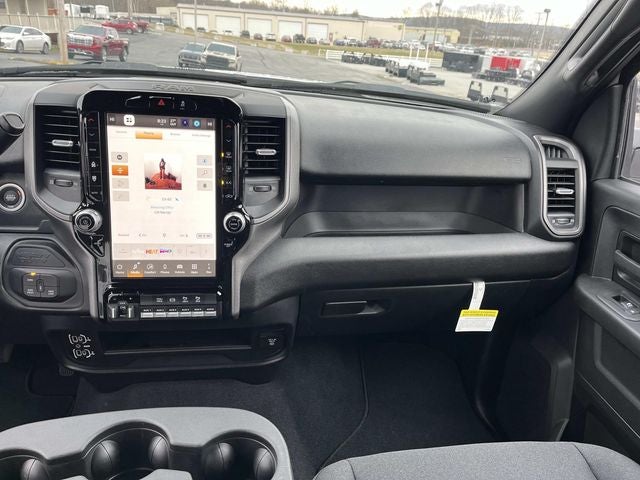 2026 RAM 3500 RAM 3500 TRADESMAN CREW CAB 4X4 8' BOX