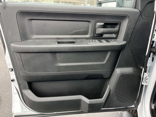 2026 RAM 3500 RAM 3500 TRADESMAN CREW CAB 4X4 8' BOX