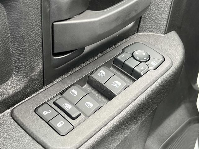 2026 RAM 3500 RAM 3500 TRADESMAN CREW CAB 4X4 8' BOX