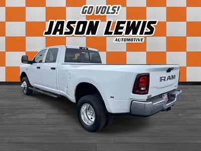 2026 RAM 3500 RAM 3500 TRADESMAN CREW CAB 4X4 8' BOX