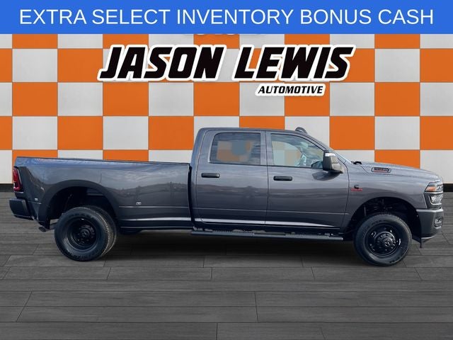 2026 RAM 3500 RAM 3500 TRADESMAN CREW CAB 4X4 8' BOX