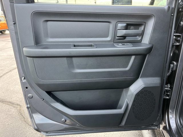 2026 RAM 3500 RAM 3500 TRADESMAN CREW CAB 4X4 8' BOX