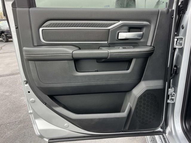 2026 RAM 3500 RAM 3500 BIG HORN CREW CAB 4X4 8' BOX