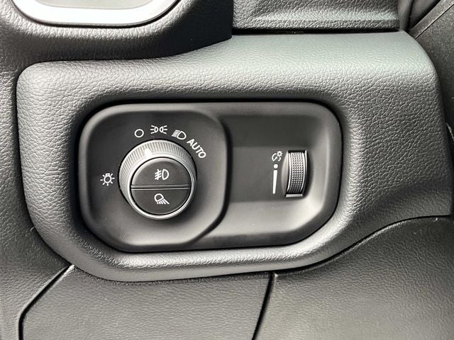 2026 RAM 3500 RAM 3500 BIG HORN CREW CAB 4X4 8' BOX