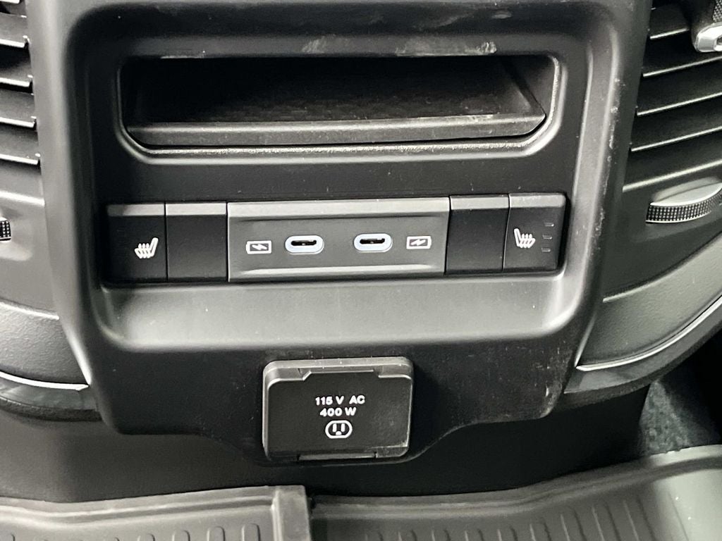 2026 RAM 3500 RAM 3500 LARAMIE CREW CAB 4X4 8' BOX