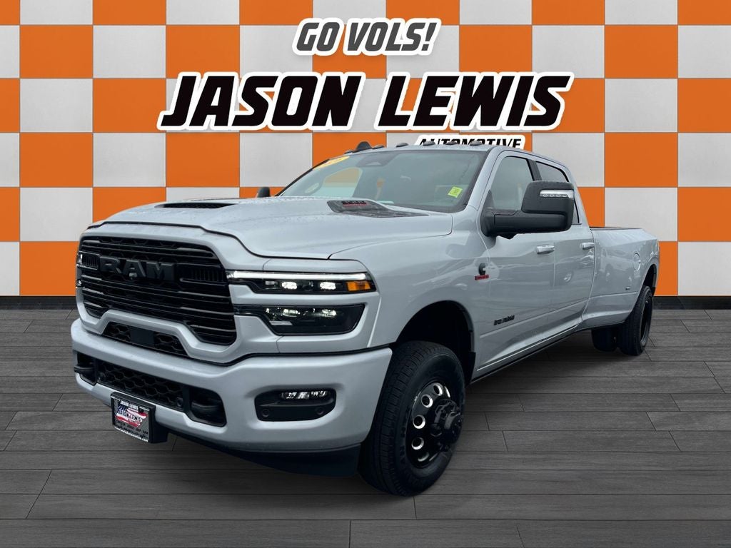 2026 RAM 3500 RAM 3500 LARAMIE CREW CAB 4X4 8' BOX